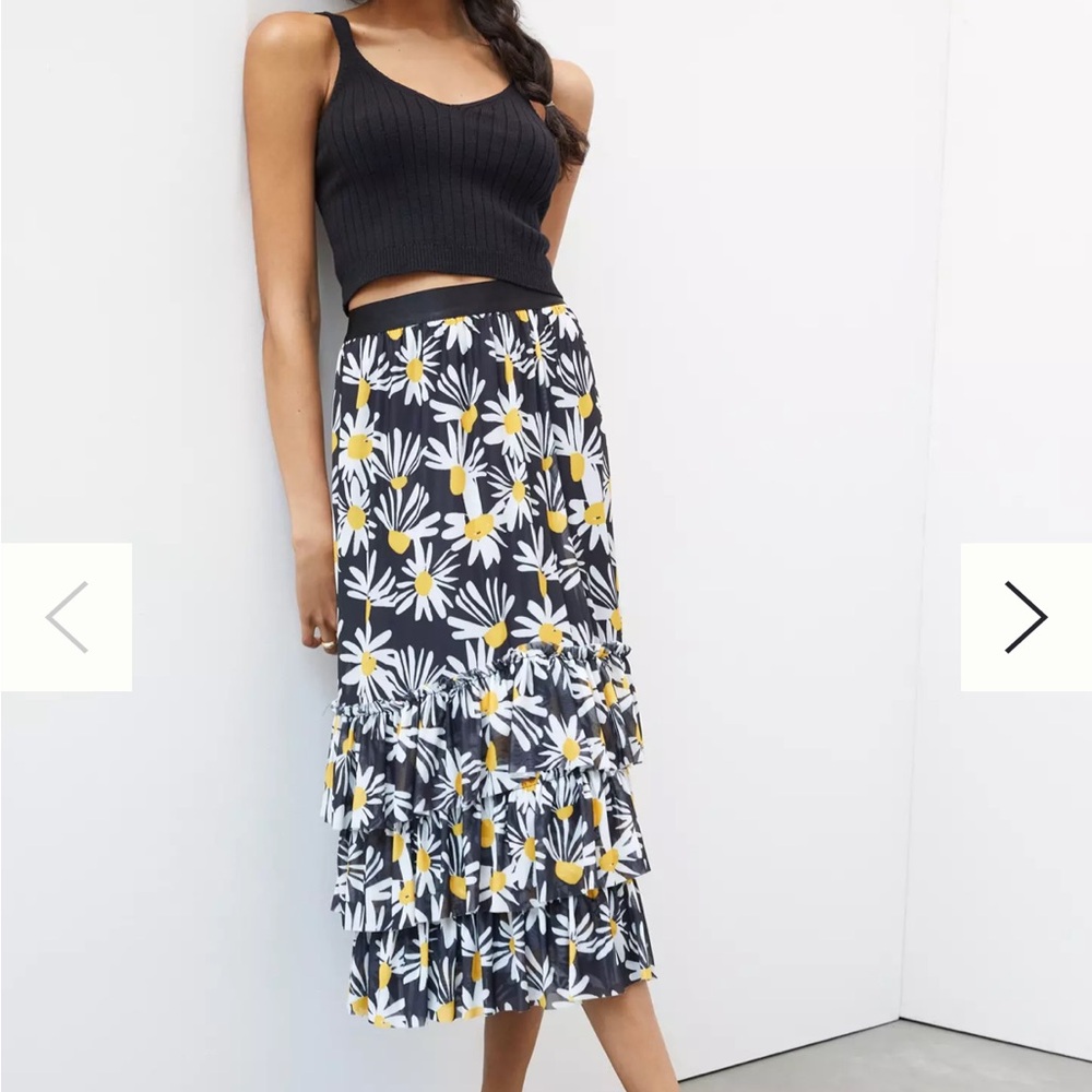 Eva Franco Daisy Print Black and White Midi Skirt